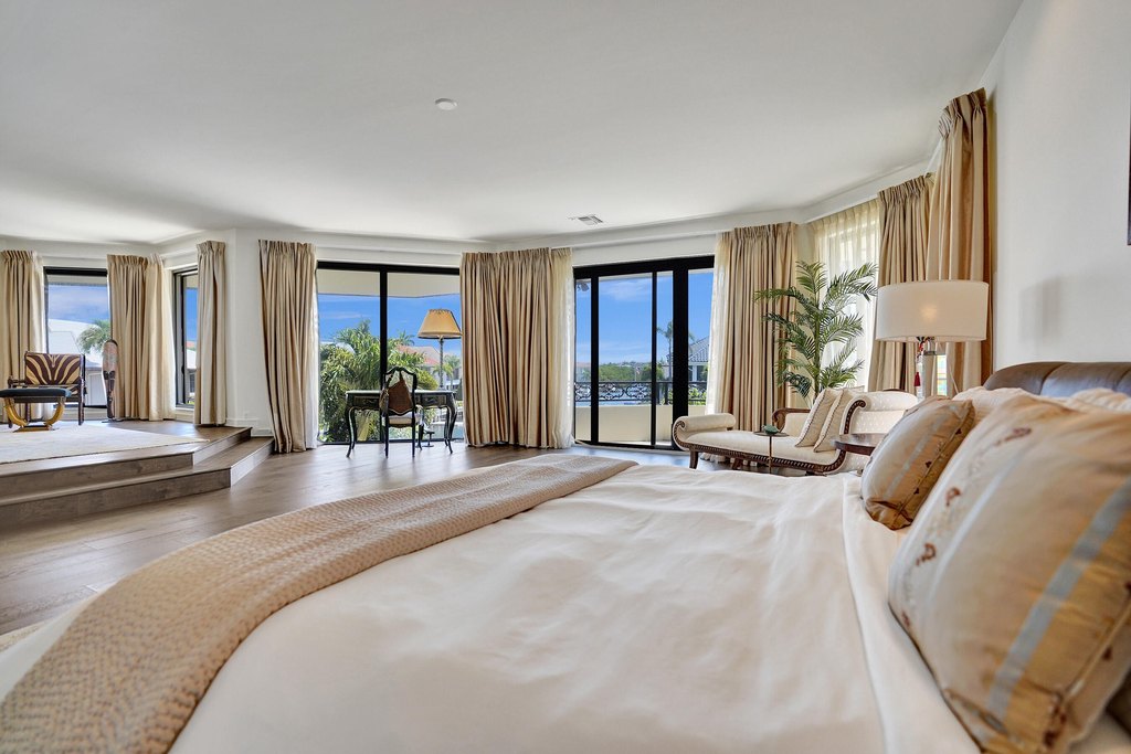 Boca Raton, Florida, 33487, United States, 4 Bedrooms Bedrooms, ,4.5 BathroomsBathrooms,Residential,Forsale,1905185
