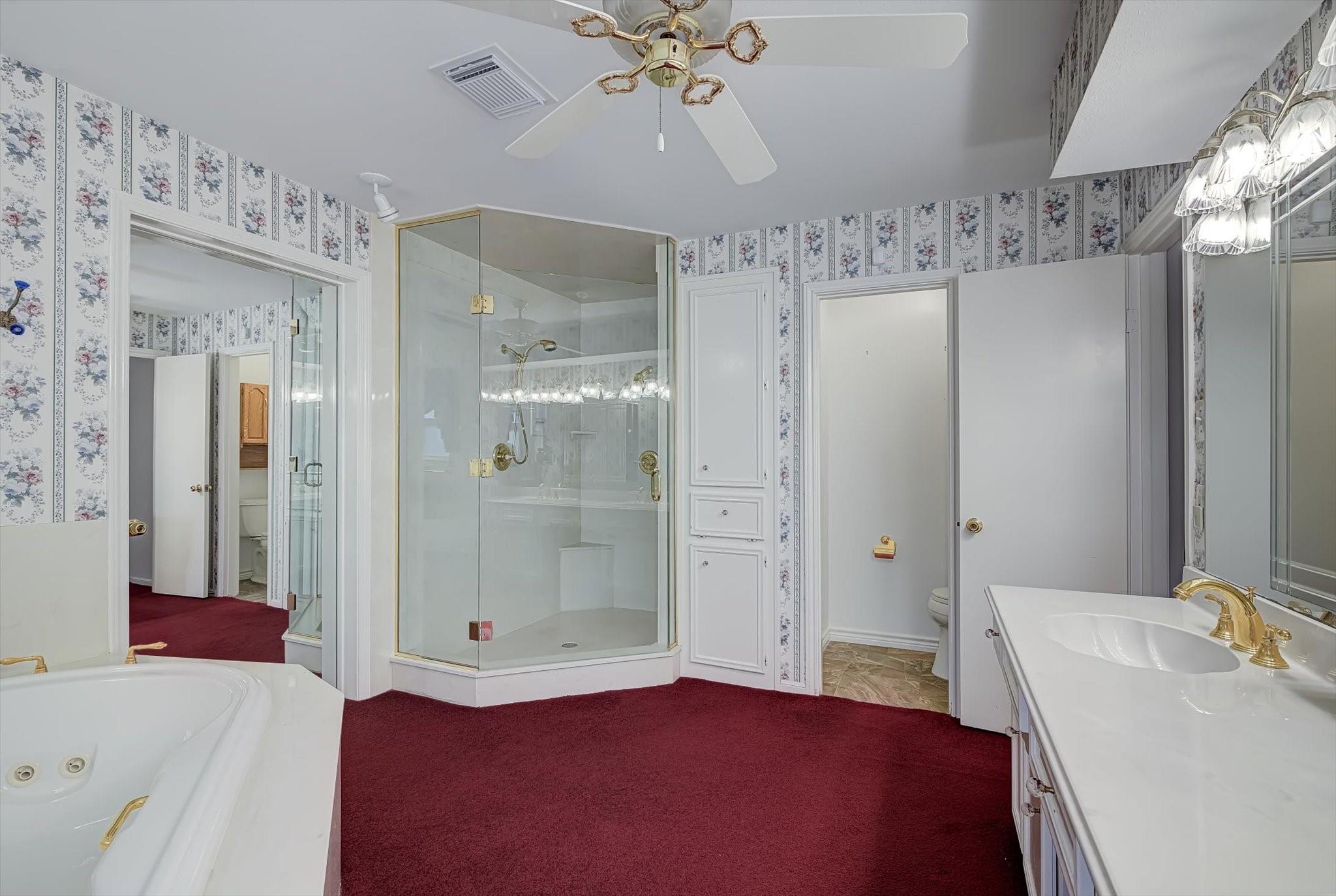 Houston, Texas, 77043, United States, 5 Bedrooms Bedrooms, ,3 BathroomsBathrooms,Residential,Forsale,1936502