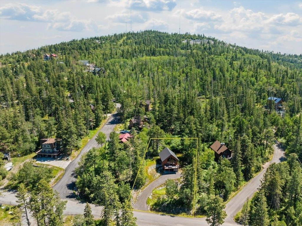 Lead, South Dakota, 57754, United States, 3 Bedrooms Bedrooms, ,2 BathroomsBathrooms,Residential,Forsale,1946257