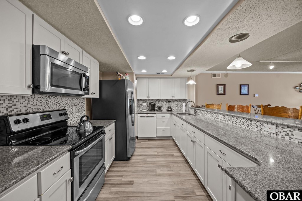 Nags Head, North Carolina, 27959, United States, 3 Bedrooms Bedrooms, ,2 BathroomsBathrooms,Residential,Forsale,1951933