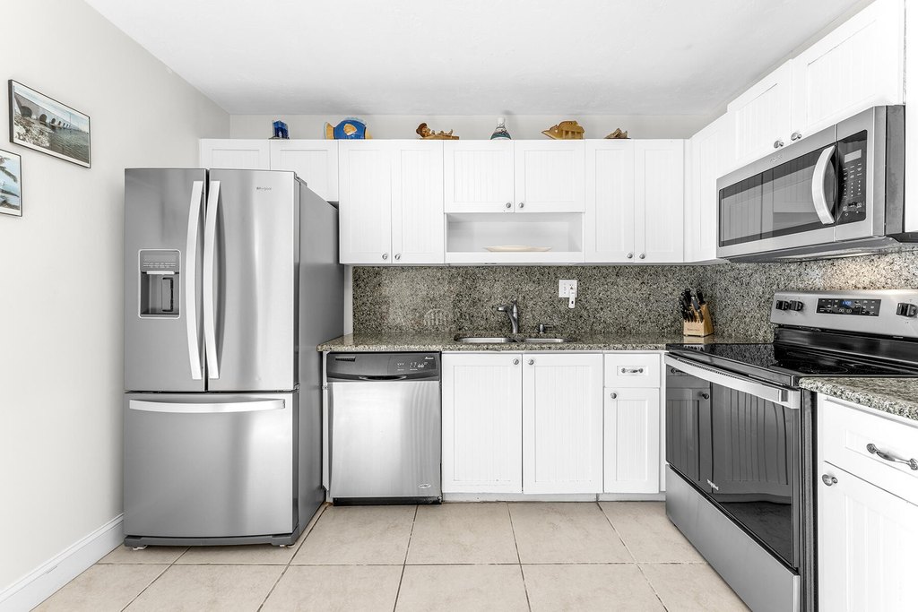 Long Key, Florida, 33001, United States, 4 Bedrooms Bedrooms, ,2 BathroomsBathrooms,Residential,Forsale,2011104