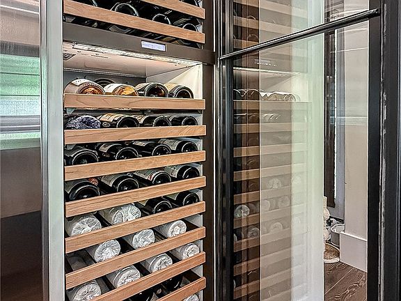 Calabasas, California, 91301, United States, 7 Bedrooms Bedrooms, ,8 BathroomsBathrooms,Residential,Forsale,1946030