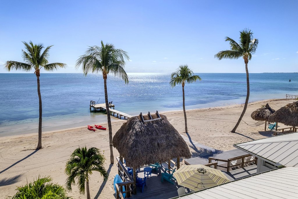 Long Key, Florida, 33001, United States, 4 Bedrooms Bedrooms, ,2 BathroomsBathrooms,Residential,Forsale,2011104