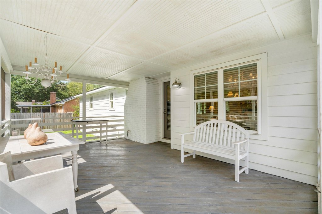 Mount Pleasant, South Carolina, 29464, United States, 3 Bedrooms Bedrooms, ,2 BathroomsBathrooms,Residential,Forsale,1953165