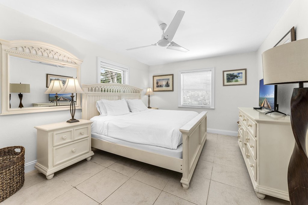 Long Key, Florida, 33001, United States, 4 Bedrooms Bedrooms, ,2 BathroomsBathrooms,Residential,Forsale,2011104