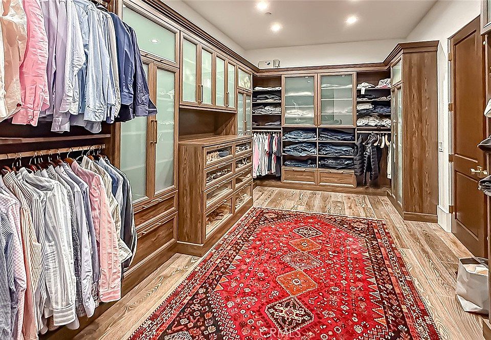 Calabasas, California, 91301, United States, 7 Bedrooms Bedrooms, ,8 BathroomsBathrooms,Residential,Forsale,1946030