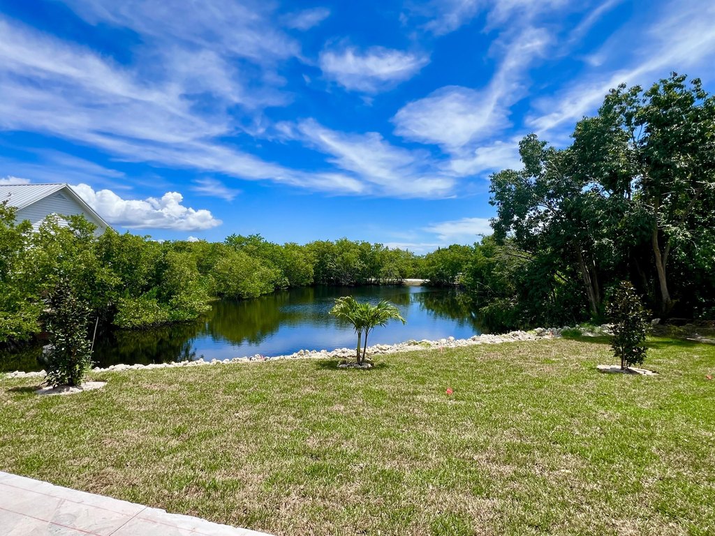 Marco Island, Florida, 34145, United States, 5 Bedrooms Bedrooms, ,4 BathroomsBathrooms,Residential,Forsale,2004761