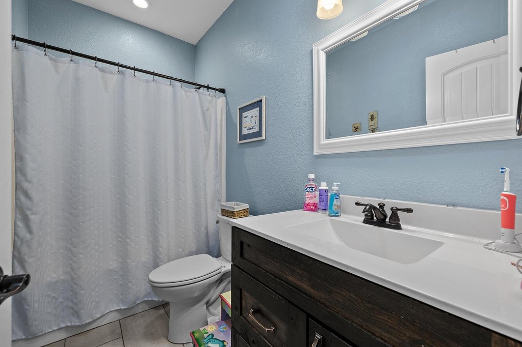 Spearfish, South Dakota, 57783, United States, 5 Bedrooms Bedrooms, ,4 BathroomsBathrooms,Residential,Forsale,1946258