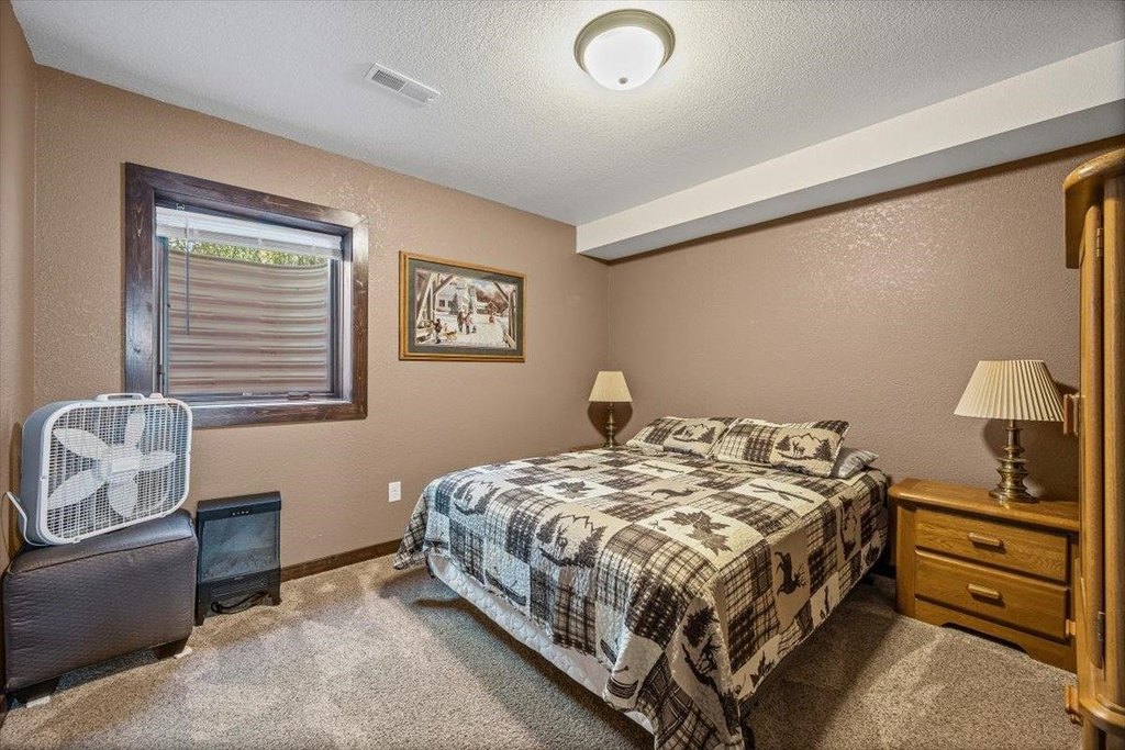 Lead, South Dakota, 57754, United States, 3 Bedrooms Bedrooms, ,2 BathroomsBathrooms,Residential,Forsale,1946257