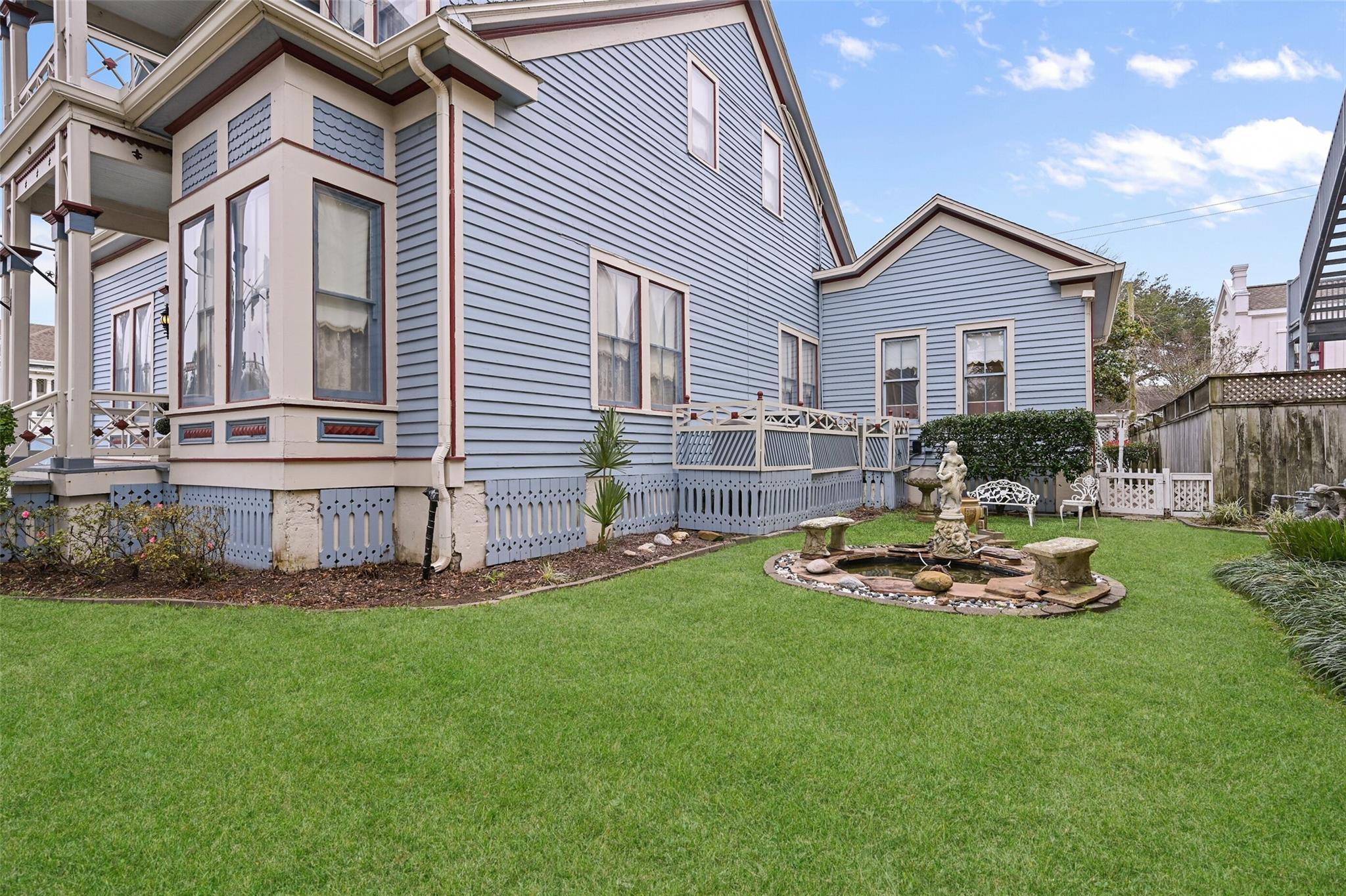 Galveston, Texas, 77550, United States, 4 Bedrooms Bedrooms, ,2 BathroomsBathrooms,Residential,Forsale,1936495