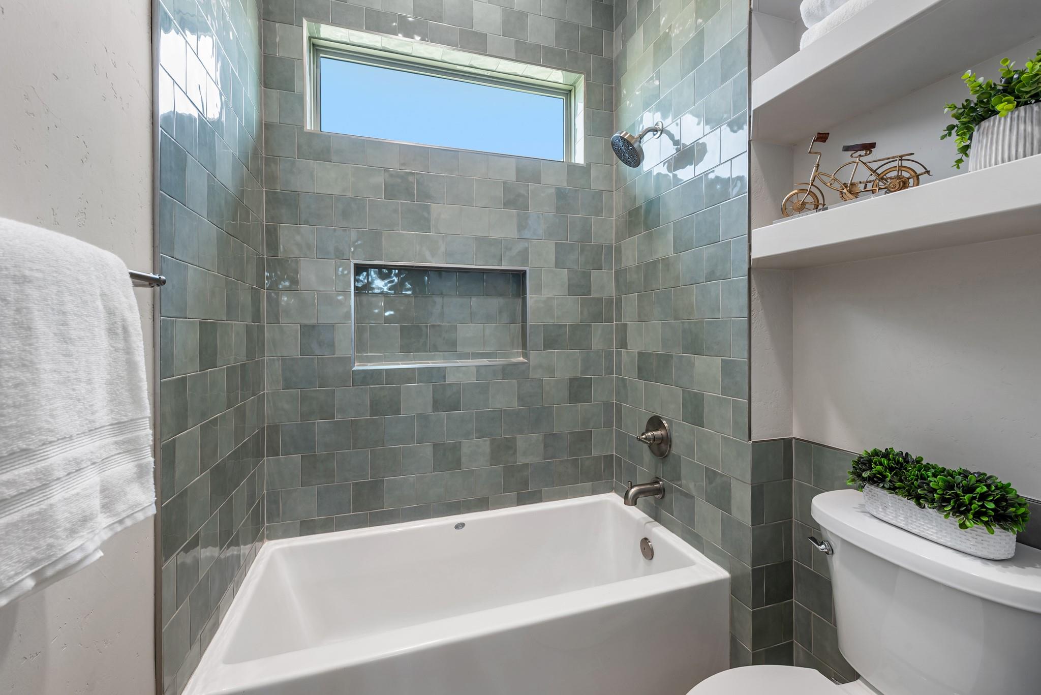 College Station, Texas, 77845, United States, 4 Bedrooms Bedrooms, ,3 BathroomsBathrooms,Residential,Forsale,1936508