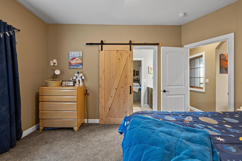 Spearfish, South Dakota, 57783, United States, 5 Bedrooms Bedrooms, ,4 BathroomsBathrooms,Residential,Forsale,1946258