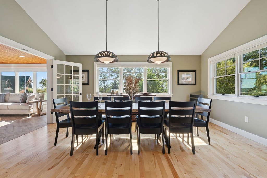 Laconia, New Hampshire, 03246, United States, 5 Bedrooms Bedrooms, ,5.5 BathroomsBathrooms,Residential,Forsale,1952902