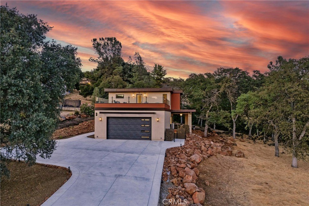 Hidden Valley Lake, California, 95467, United States, 3 Bedrooms Bedrooms, ,2.5 BathroomsBathrooms,Residential,Forsale,1953119