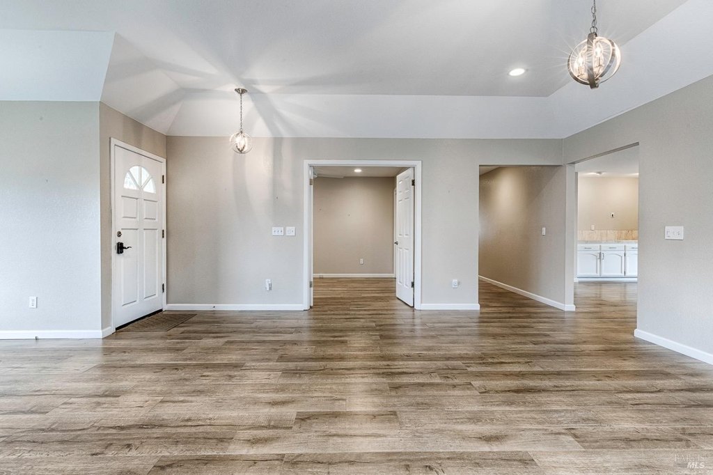Santa Rosa, California, 95409, United States, 3 Bedrooms Bedrooms, ,2 BathroomsBathrooms,Residential,Forsale,1953130
