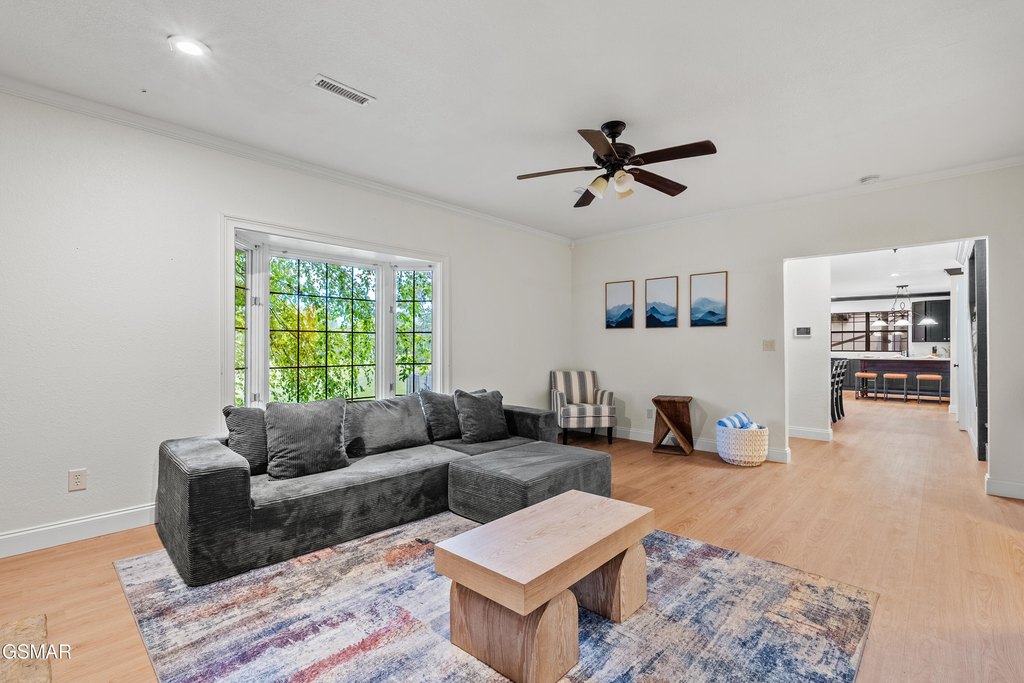 Sevierville, Tennessee, 37862, United States, 4 Bedrooms Bedrooms, ,4.5 BathroomsBathrooms,Residential,Forsale,1999409