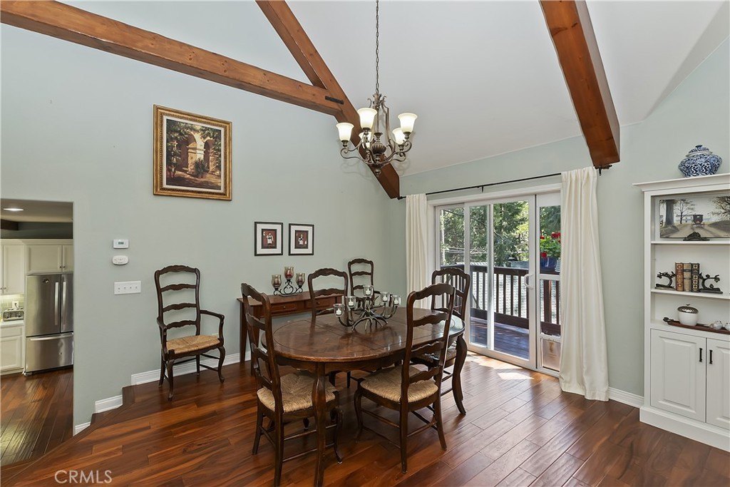 Lake Arrowhead, California, 92352, United States, 3 Bedrooms Bedrooms, ,2 BathroomsBathrooms,Residential,Forsale,1934028