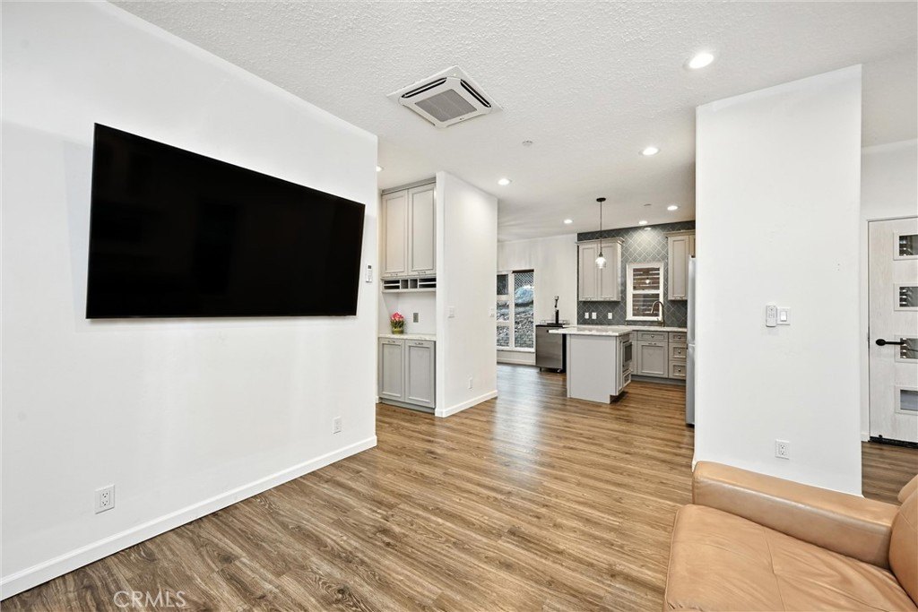 Hidden Valley Lake, California, 95467, United States, 3 Bedrooms Bedrooms, ,2.5 BathroomsBathrooms,Residential,Forsale,1953119