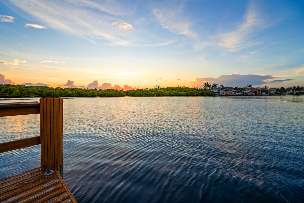 Highland Beach, Florida, 33487, United States, 2 Bedrooms Bedrooms, ,2.5 BathroomsBathrooms,Residential,Forsale,2000231