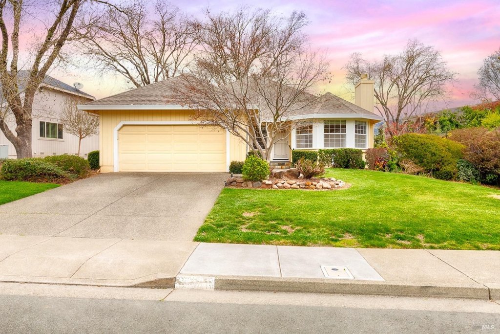 Santa Rosa, California, 95409, United States, 3 Bedrooms Bedrooms, ,2 BathroomsBathrooms,Residential,Forsale,1953130
