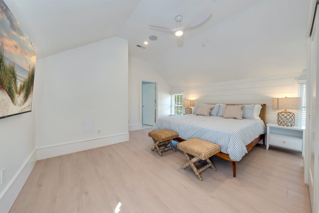 Cape May, New Jersey, 08204, United States, 7 Bedrooms Bedrooms, ,5 BathroomsBathrooms,Residential,Forsale,1967240