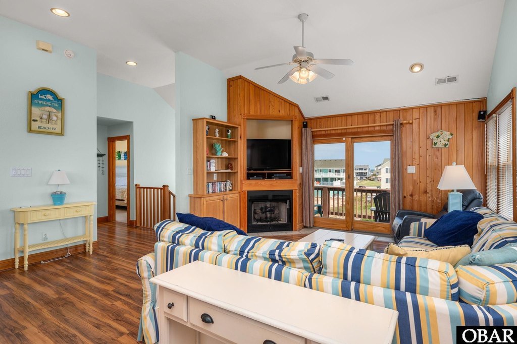 Nags Head, North Carolina, 27959, United States, 6 Bedrooms Bedrooms, ,5.5 BathroomsBathrooms,Residential,Forsale,1964352