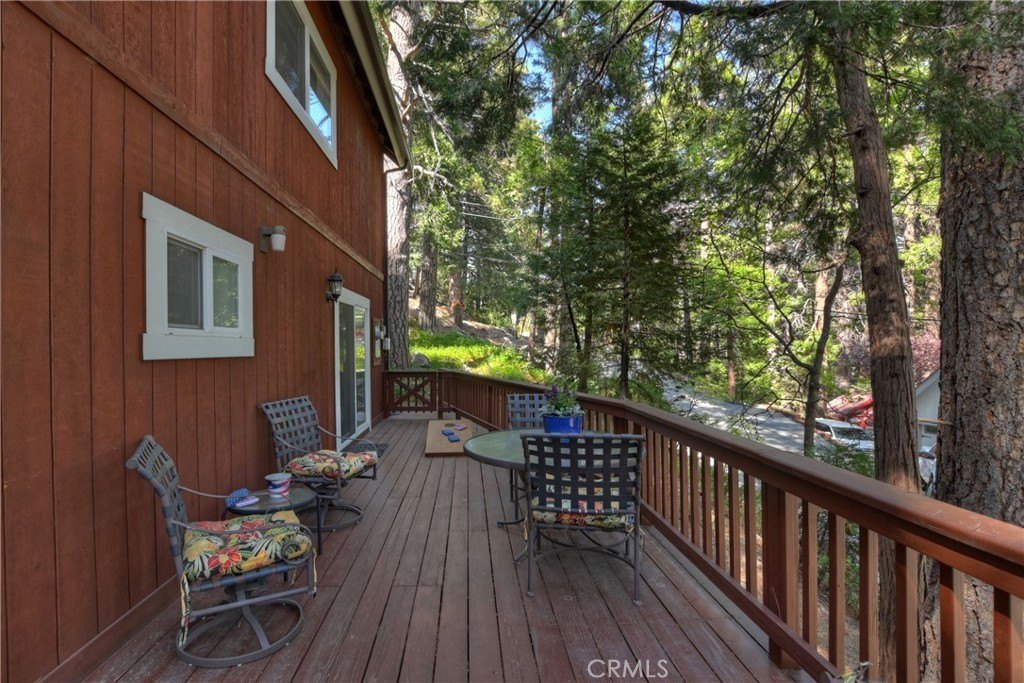 Lake Arrowhead, California, 92352, United States, 3 Bedrooms Bedrooms, ,2 BathroomsBathrooms,Residential,Forsale,1934028