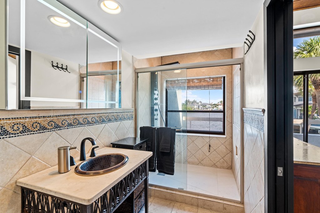 Highland Beach, Florida, 33487, United States, 2 Bedrooms Bedrooms, ,2.5 BathroomsBathrooms,Residential,Forsale,2000231