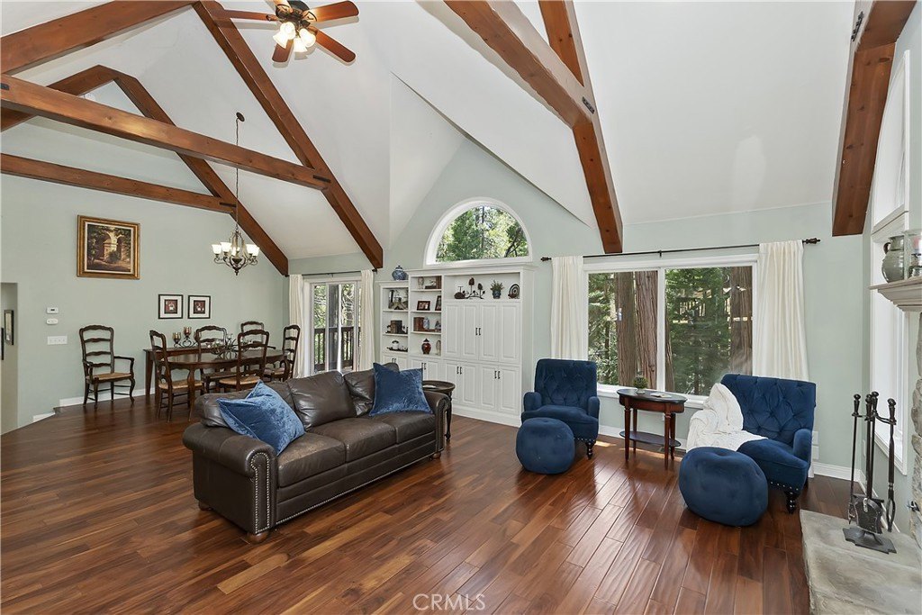 Lake Arrowhead, California, 92352, United States, 3 Bedrooms Bedrooms, ,2 BathroomsBathrooms,Residential,Forsale,1934028
