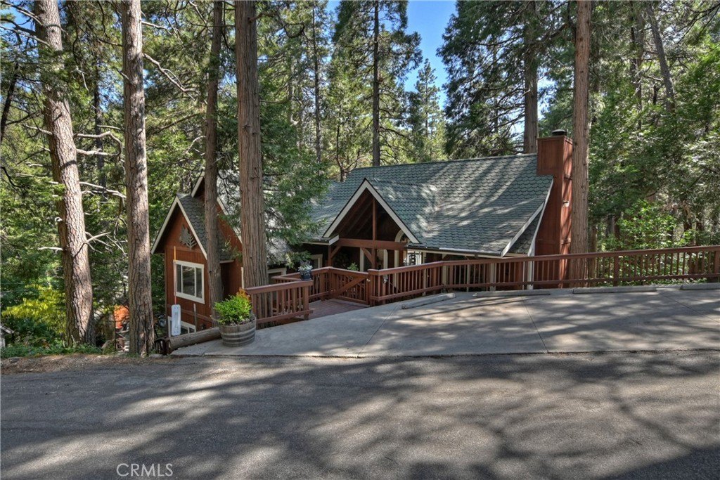Lake Arrowhead, California, 92352, United States, 3 Bedrooms Bedrooms, ,2 BathroomsBathrooms,Residential,Forsale,1934028
