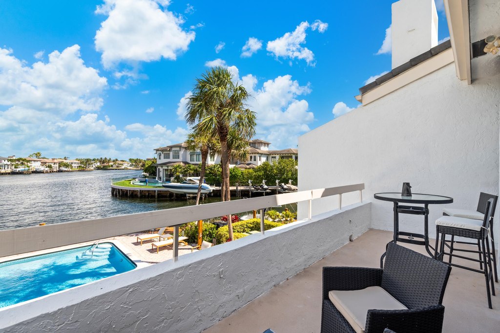 Highland Beach, Florida, 33487, United States, 2 Bedrooms Bedrooms, ,2.5 BathroomsBathrooms,Residential,Forsale,2000231