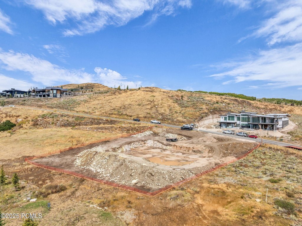 Kamas, Utah, 84036, United States, 5 Bedrooms Bedrooms, ,5.5 BathroomsBathrooms,Residential,Forsale,1994169