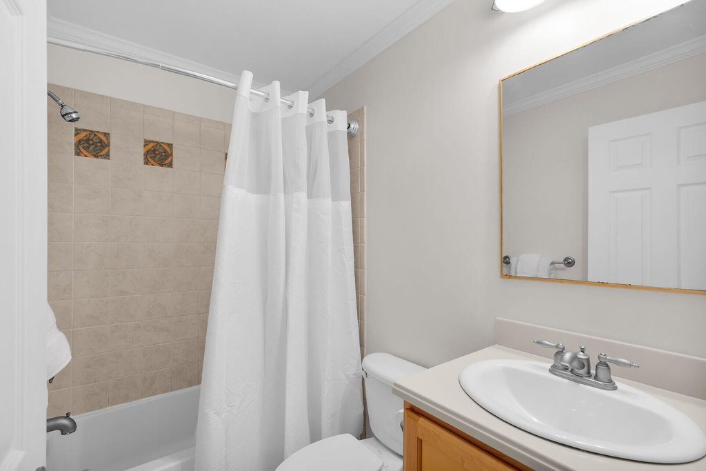 Marathon, Florida, 33050, United States, 3 Bedrooms Bedrooms, ,2.5 BathroomsBathrooms,Residential,Forsale,1971998