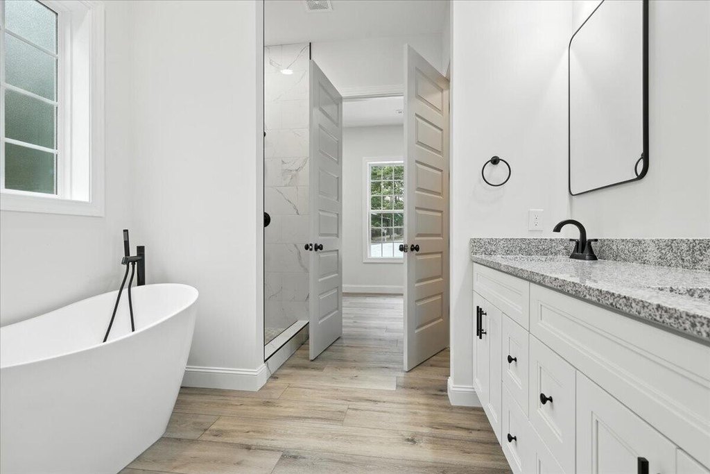 Talbott, Tennessee, 37877, United States, 3 Bedrooms Bedrooms, ,2 BathroomsBathrooms,Residential,Forsale,1986957