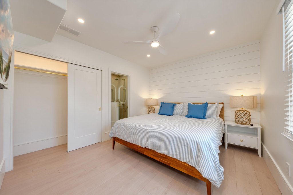 Cape May, New Jersey, 08204, United States, 7 Bedrooms Bedrooms, ,5 BathroomsBathrooms,Residential,Forsale,1967240