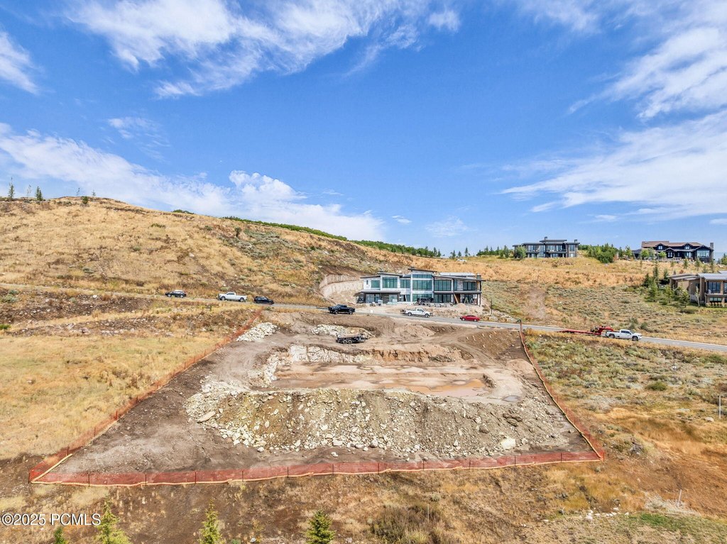 Kamas, Utah, 84036, United States, 5 Bedrooms Bedrooms, ,5.5 BathroomsBathrooms,Residential,Forsale,1994169