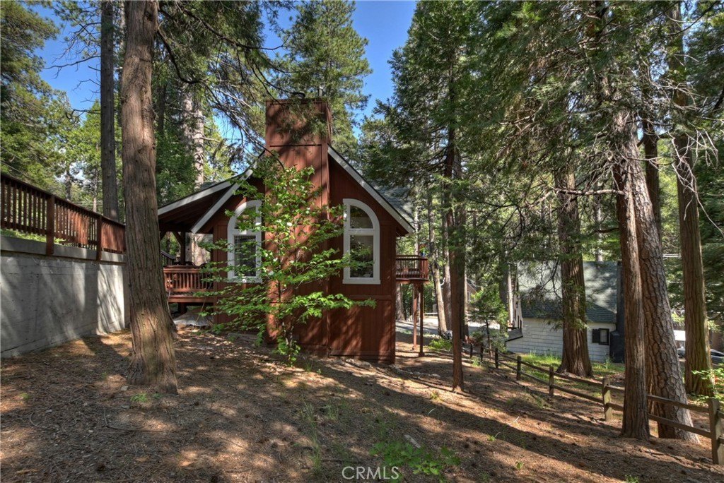 Lake Arrowhead, California, 92352, United States, 3 Bedrooms Bedrooms, ,2 BathroomsBathrooms,Residential,Forsale,1934028