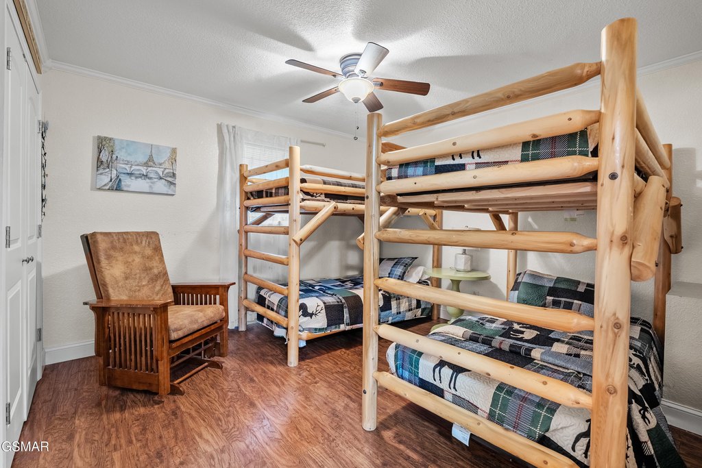 Sevierville, Tennessee, 37862, United States, 4 Bedrooms Bedrooms, ,4.5 BathroomsBathrooms,Residential,Forsale,1999409