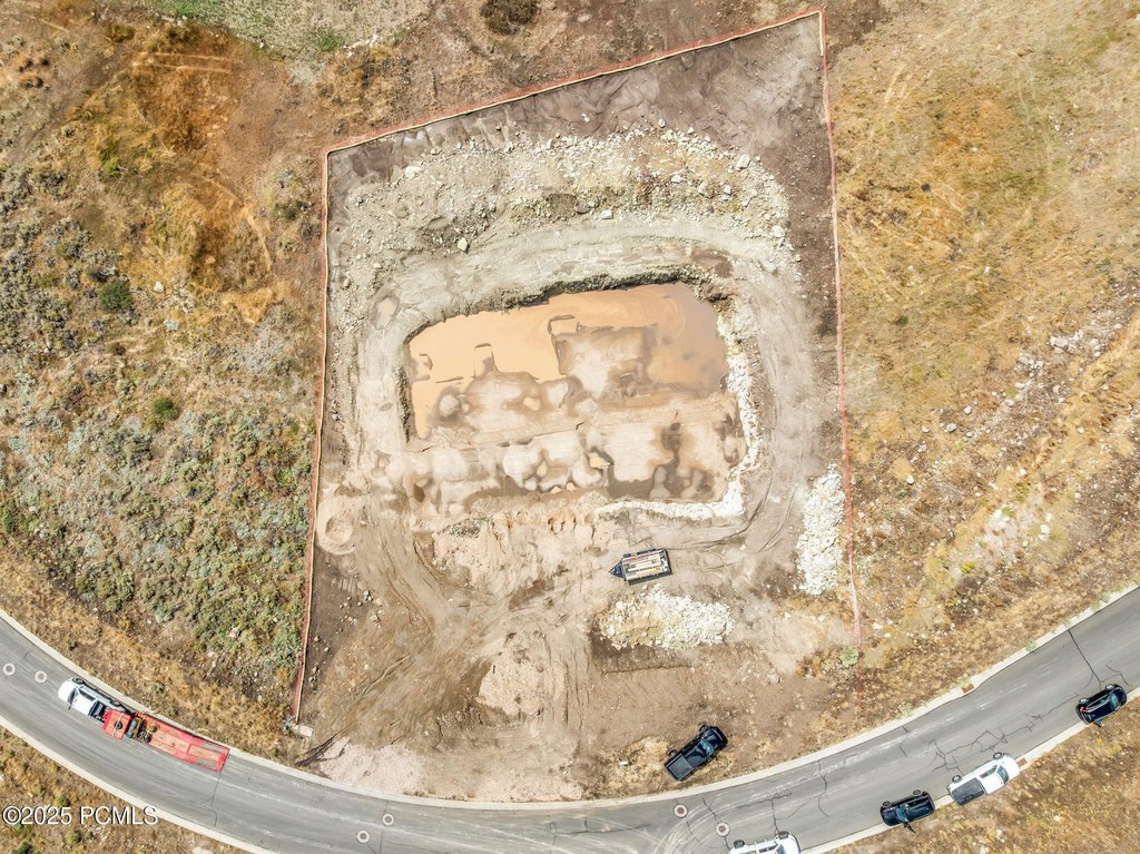 Kamas, Utah, 84036, United States, 5 Bedrooms Bedrooms, ,5.5 BathroomsBathrooms,Residential,Forsale,1994169