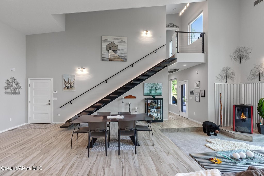 Coeur d'Alene, Idaho, 83814, United States, 3 Bedrooms Bedrooms, ,2 BathroomsBathrooms,Residential,Forsale,1946351