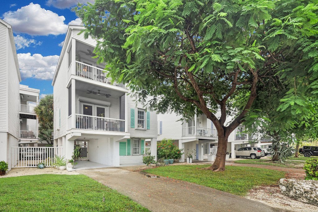 Marathon, Florida, 33050, United States, 3 Bedrooms Bedrooms, ,2.5 BathroomsBathrooms,Residential,Forsale,1971998