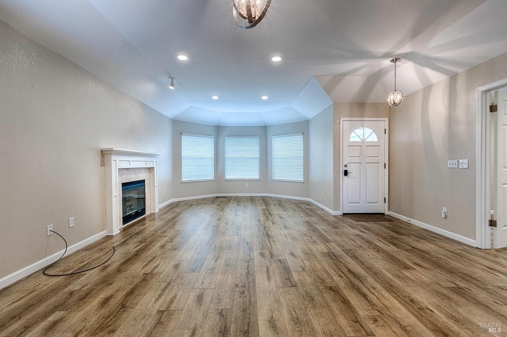 Santa Rosa, California, 95409, United States, 3 Bedrooms Bedrooms, ,2 BathroomsBathrooms,Residential,Forsale,1953130