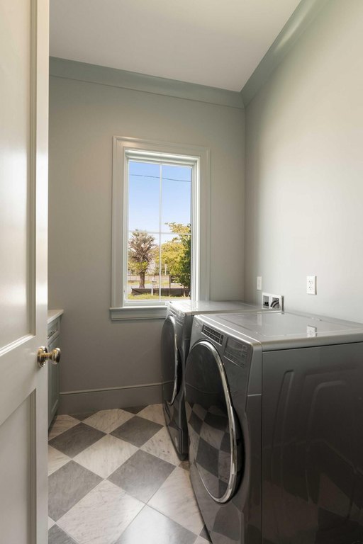 Mount Pleasant, South Carolina, 29464, United States, 4 Bedrooms Bedrooms, ,4.5 BathroomsBathrooms,Residential,Forsale,1953163