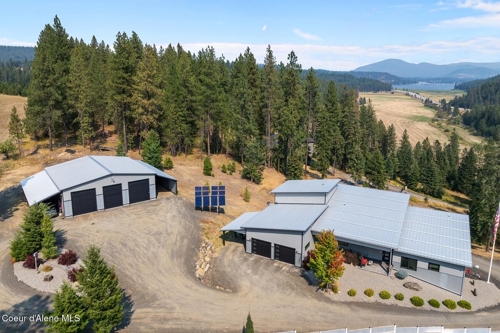 Coeur d'Alene, Idaho, 83814, United States, 3 Bedrooms Bedrooms, ,2 BathroomsBathrooms,Residential,Forsale,1946351