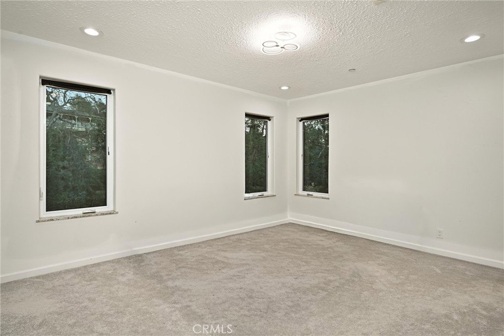 Hidden Valley Lake, California, 95467, United States, 3 Bedrooms Bedrooms, ,2.5 BathroomsBathrooms,Residential,Forsale,1953119