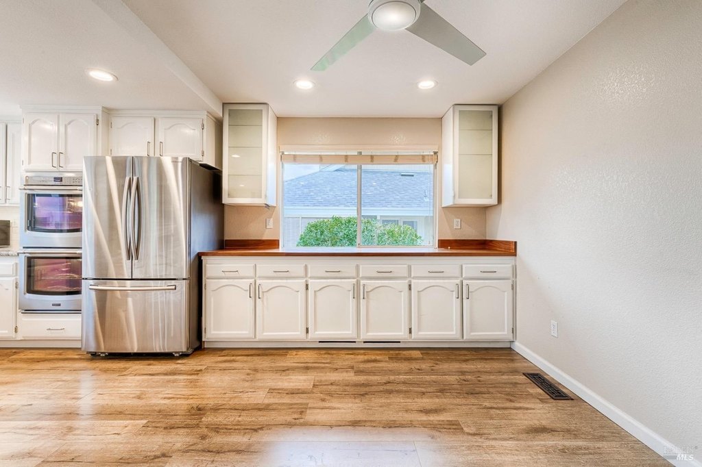 Santa Rosa, California, 95409, United States, 3 Bedrooms Bedrooms, ,2 BathroomsBathrooms,Residential,Forsale,1953130