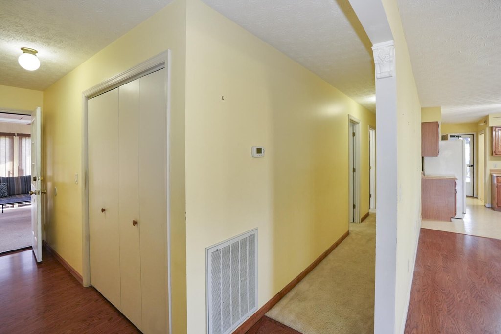 Dandridge, Tennessee, 37725, United States, 3 Bedrooms Bedrooms, ,2 BathroomsBathrooms,Residential,Forsale,1962199