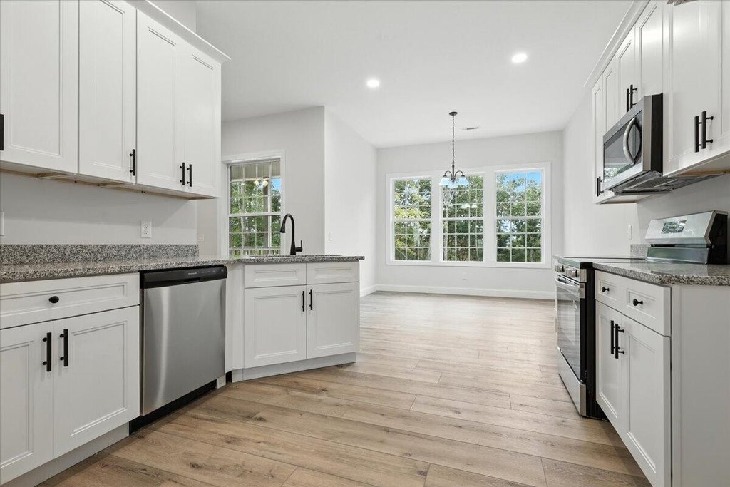 Talbott, Tennessee, 37877, United States, 3 Bedrooms Bedrooms, ,2 BathroomsBathrooms,Residential,Forsale,1986957