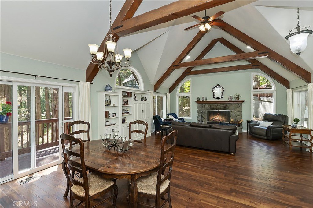Lake Arrowhead, California, 92352, United States, 3 Bedrooms Bedrooms, ,2 BathroomsBathrooms,Residential,Forsale,1934028