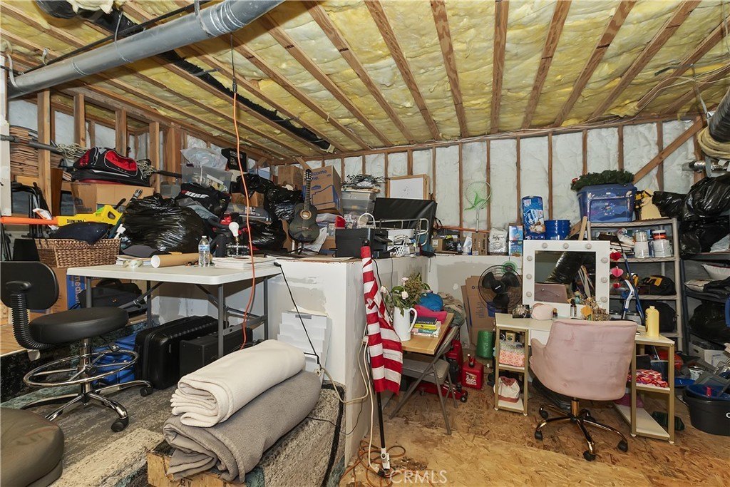 Lake Arrowhead, California, 92352, United States, 3 Bedrooms Bedrooms, ,2 BathroomsBathrooms,Residential,Forsale,1934028